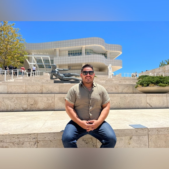 Meet your Posher, Fabian - Picture 1 of 1